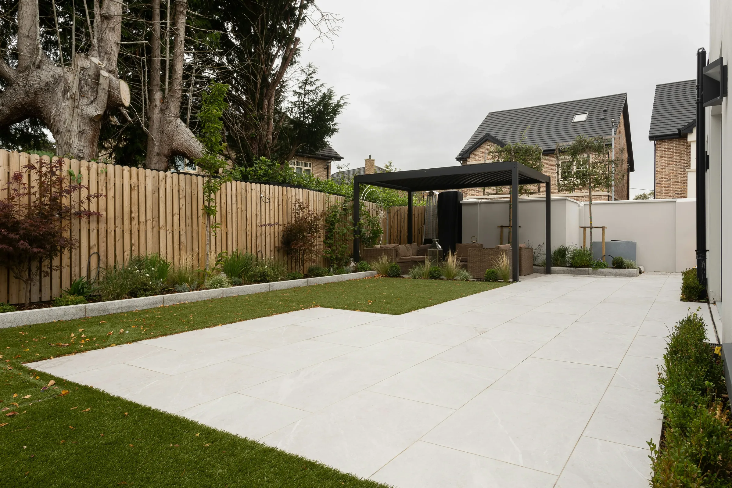 Outdoor landscape project by Ufarms Landscape Studio